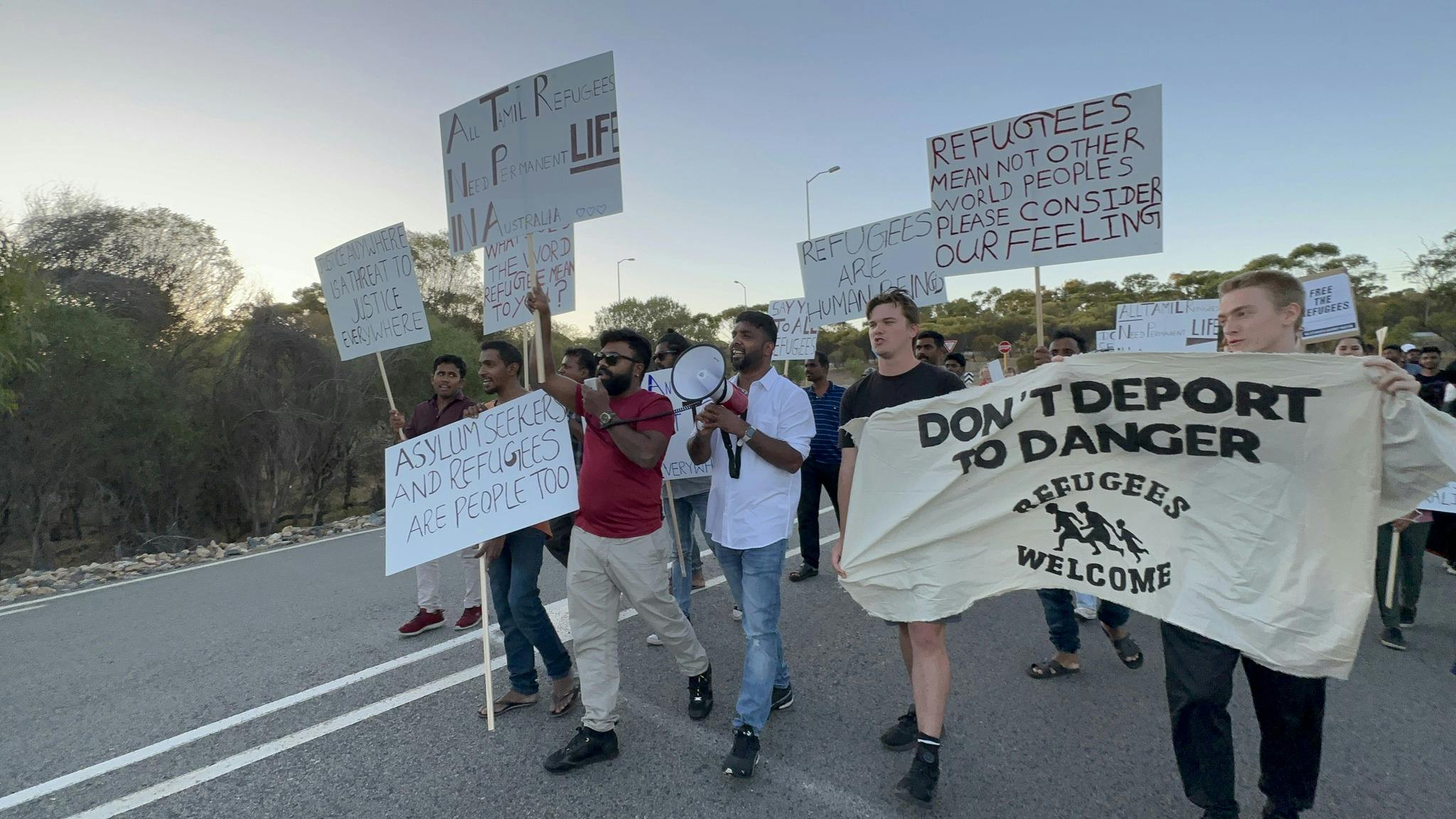 Perth activists protest refugee deportations