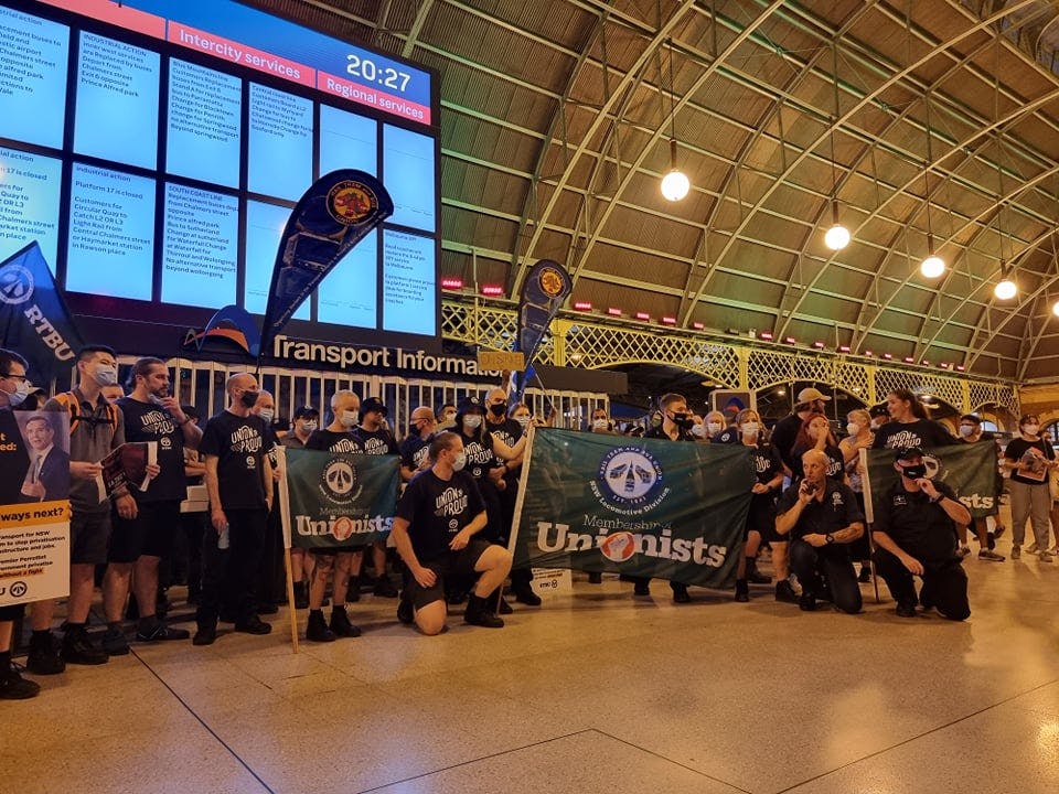 NSW rail workers strike against the government