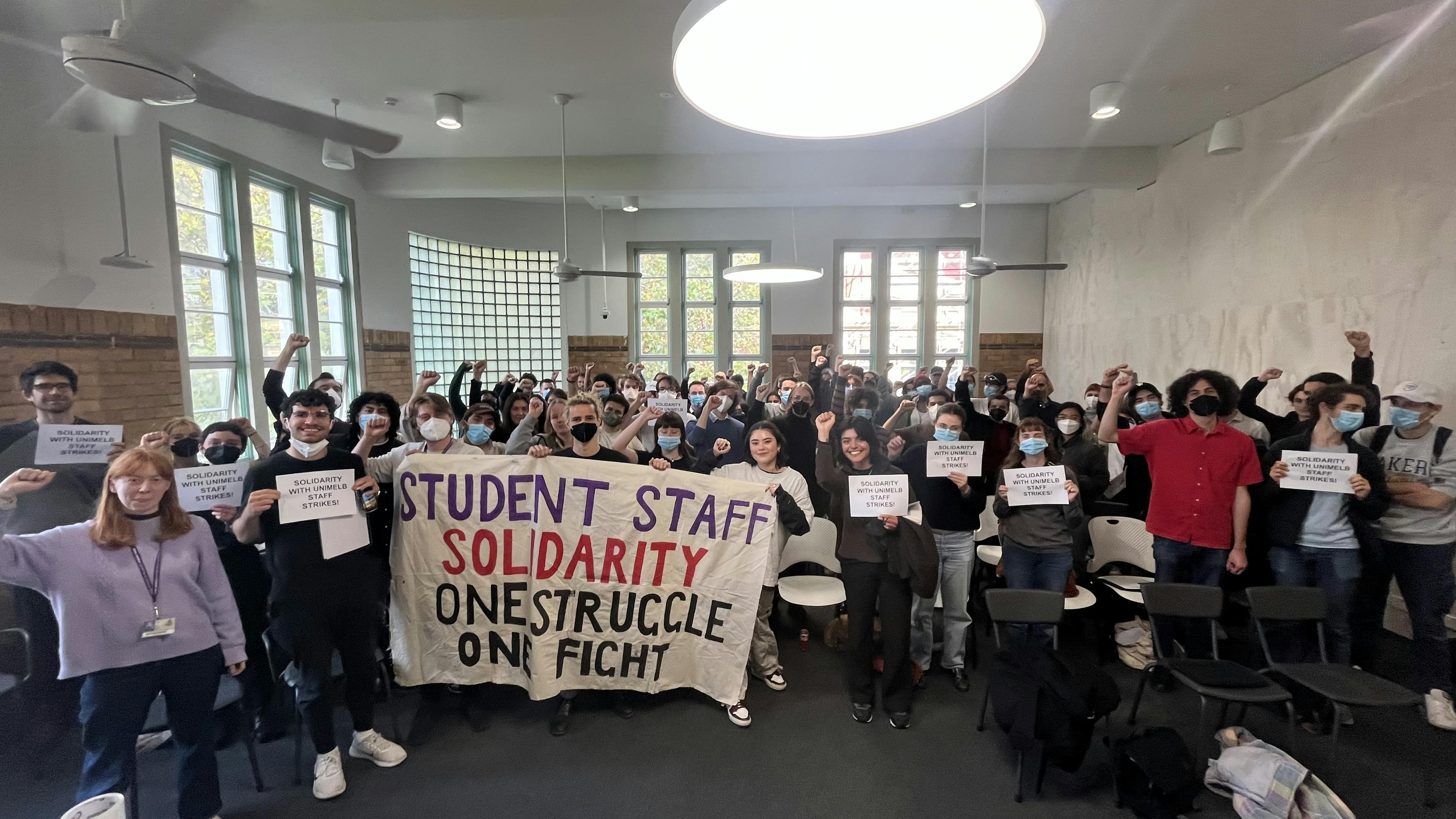 Melbourne students launch staff solidarity campaign