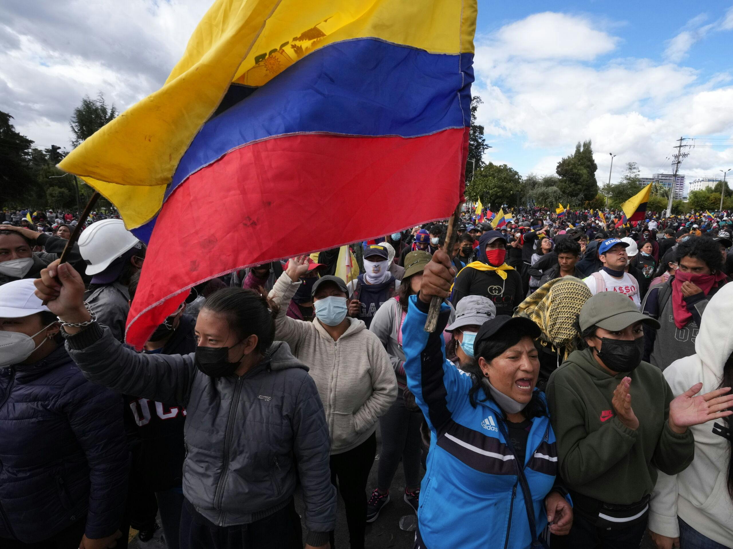Rebellion in Ecuador ends in partial victory