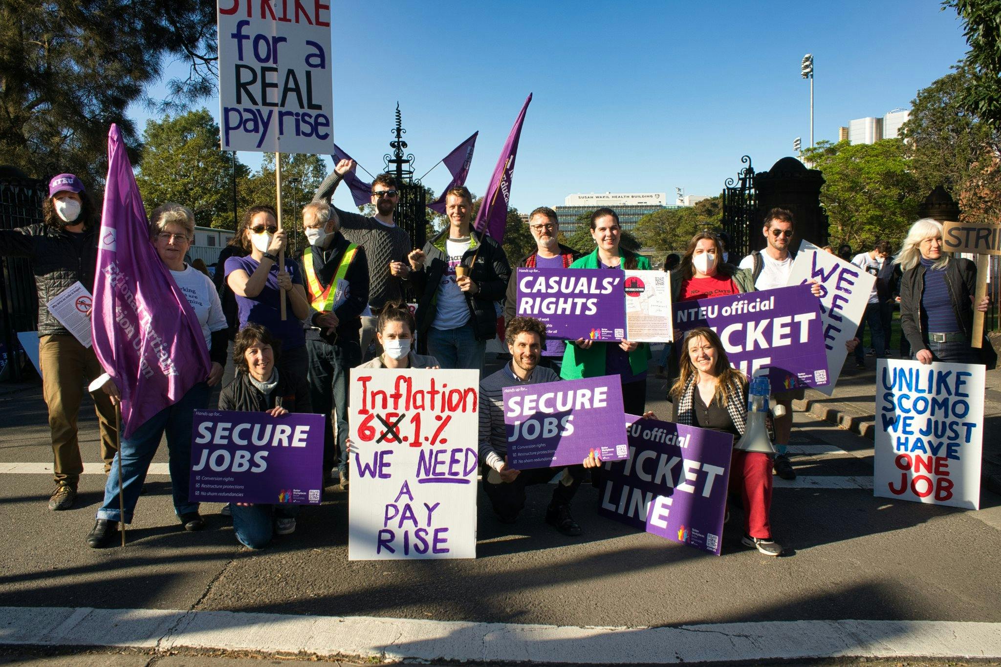 Sydney University staff strike again