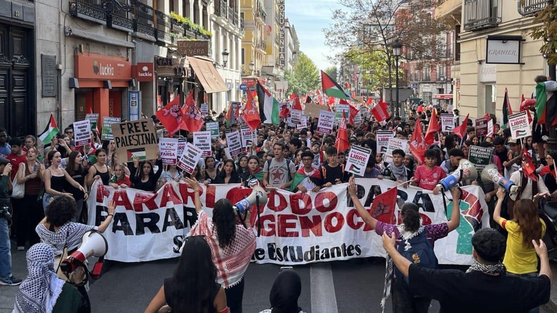 ‘Peace with genociders is a farce’: students and workers strike across Spain