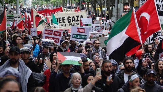 Thousands rally for Palestine across Australia