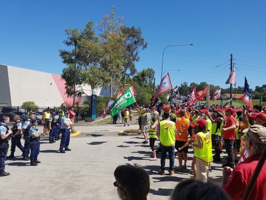 Lockout at Coles distribution centre ends with bosses’ deal